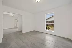 9423 Kristin Dr, Houston, TX 77031 - Photo 3