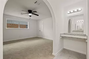 9423 Kristin Dr, Houston, TX 77031 - Photo 15