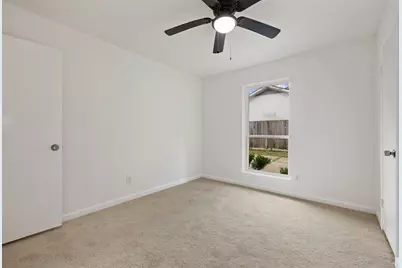 9423 Kristin Drive, Houston, TX 77031 - Photo 13