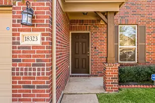 18323 Hickory Trunnel Ln, Houston, TX 77084 - Photo 3