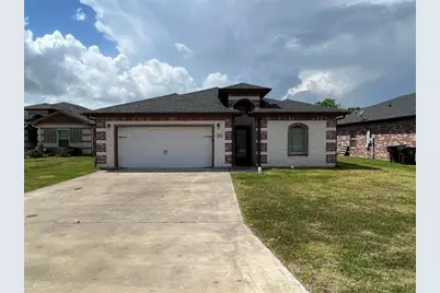 2865 Amber Avenue, Groves, TX 77619 - Photo 1
