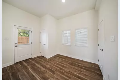 412 W Marlin Street, Willis, TX 77378 - Photo 13