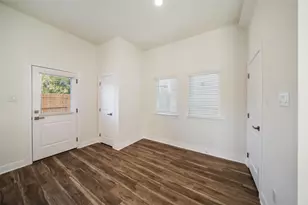 412 W Marlin St, Willis, TX 77378 - Photo 13