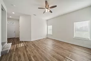 412 W Marlin St, Willis, TX 77378 - Photo 11