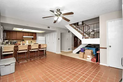 10382 Hammerly Boulevard, Houston, TX 77043 - Photo 7