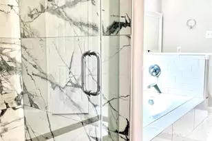 8806 Inglebrook Ln, Houston, TX 77083 - Photo 23