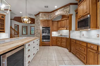 7306 Live Oak Circle, Alvin, TX 77511 - Photo 9