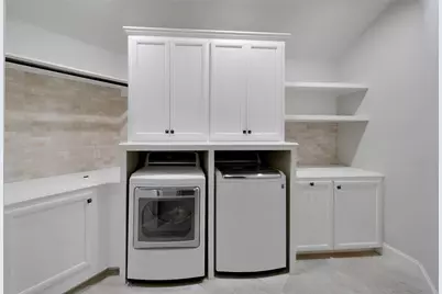 2 Highclere Park Drive, Spring, TX 77379 - Photo 33