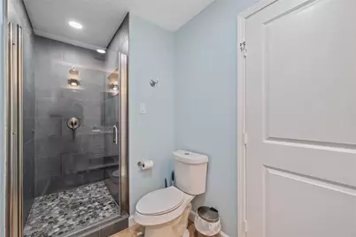 2811 Avenue O 1/2, Galveston, TX 77550 - Photo 17