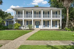1026 Cragmore Dr, Seabrook, TX 77586 - Photo 1