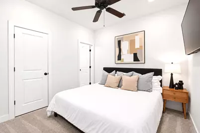5527 Denmark Street #B, Houston, TX 77028 - Photo 19