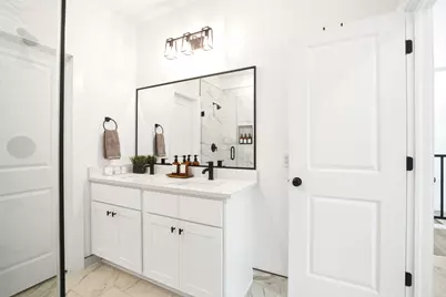 5527 Denmark Street #B, Houston, TX 77028 - Photo 25