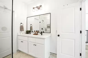 5527 Denmark St, Houston, TX 77028 - Photo 25
