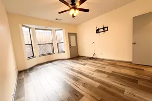 727 Bunker Hill Rd, Houston, TX 77024 - Photo 13