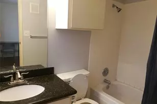 7575 Cambridge St, Houston, TX 77054 - Photo 5