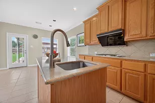 11711 Summer Brook Ct, Pearland, TX 77584 - Photo 11