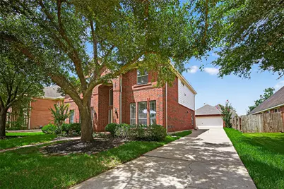 11711 Summer Brook Court, Pearland, TX 77584 - Photo 3