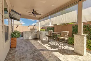 16514 Twinwalker Drive, Houston, TX 77049 - Photo 33