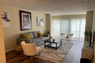 5050 Ambassador Way, Houston, TX 77056 - Photo 7