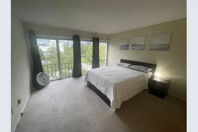 5050 Ambassador Way #314, Houston, TX 77056 - Photo 13