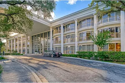 5050 Ambassador Way #314, Houston, TX 77056 - Photo 1