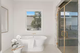 50 Aria Isle Dr, The Woodlands, TX 77380 - Photo 31