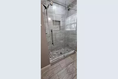 5210 Polk Street Street, Houston, TX 77023 - Photo 11