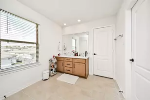 15707 Winter Heights Dr, Houston, TX 77044 - Photo 33