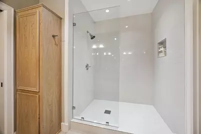 11711 Memorial Drive #95, Houston, TX 77024 - Photo 7