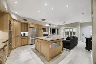 11711 Memorial Dr, Houston, TX 77024 - Photo 3