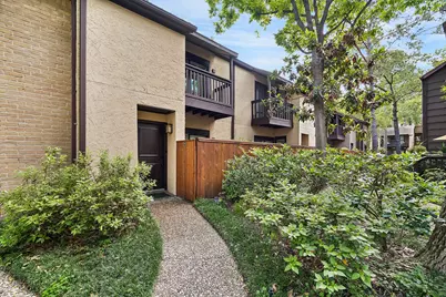 11711 Memorial Drive #95, Houston, TX 77024 - Photo 11