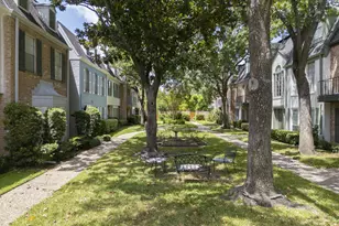 429 N Post Oak Ln, Houston, TX 77024 - Photo 19