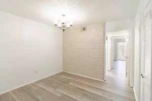 429 N Post Oak Ln, Houston, TX 77024 - Photo 7
