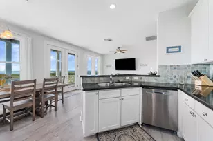 4219 Green Heron Dr, Galveston, TX 77554 - Photo 17