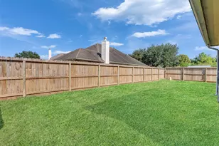 2306 Diamond Springs Dr, Pearland, TX 77584 - Photo 33