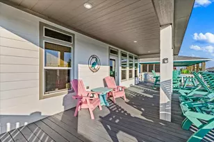 966 Pelican Ln, Crystal Beach, TX 77650 - Photo 13