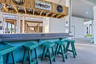 966 Pelican Ln, Crystal Beach, TX 77650 - Photo 9