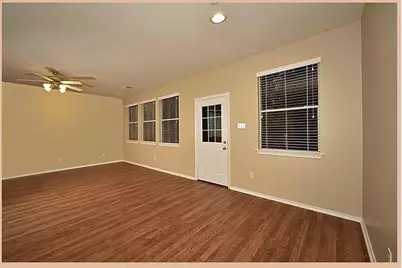 43 Blue Creek Place, The Woodlands, TX 77382 - Photo 3