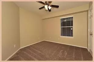 43 Blue Creek Pl, The Woodlands, TX 77382 - Photo 11