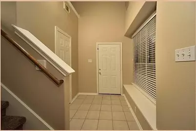 43 Blue Creek Place, The Woodlands, TX 77382 - Photo 9