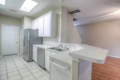 43 Blue Creek Place, The Woodlands, TX 77382 - Photo 7