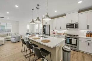 7834 Swooping Swallow Ln, Katy, TX 77493 - Photo 13