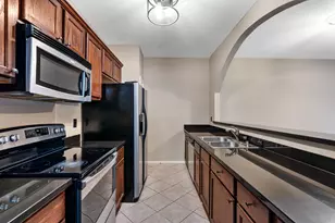 2892 Holly Hall St, Houston, TX 77054 - Photo 7