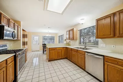 6327 Box Bluff Court, Sugar Land, TX 77479 - Photo 13