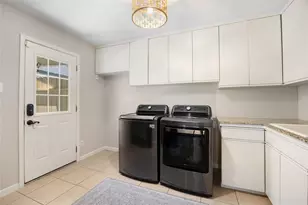 2723 Kismet Ln, Houston, TX 77043 - Photo 25