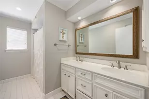 2723 Kismet Ln, Houston, TX 77043 - Photo 19