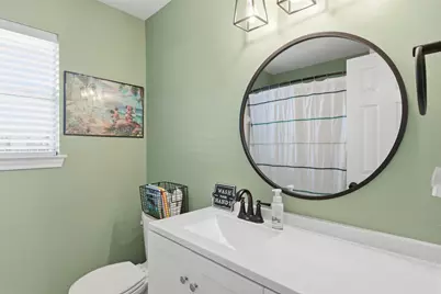 203 Colony Lake Lane, Dickinson, TX 77539 - Photo 17