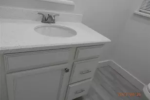 126A 19th St, Dickinson, TX 77539 - Photo 17