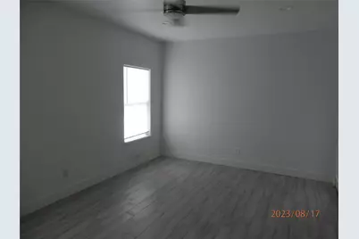 126A 19th Street, Dickinson, TX 77539 - Photo 7