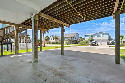 3923 Reeves Drive, Galveston, TX 77554 - Photo 33